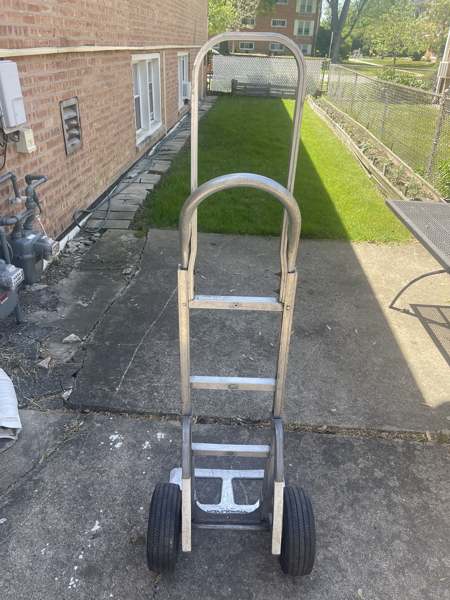 Magliner Dolly with stair climber