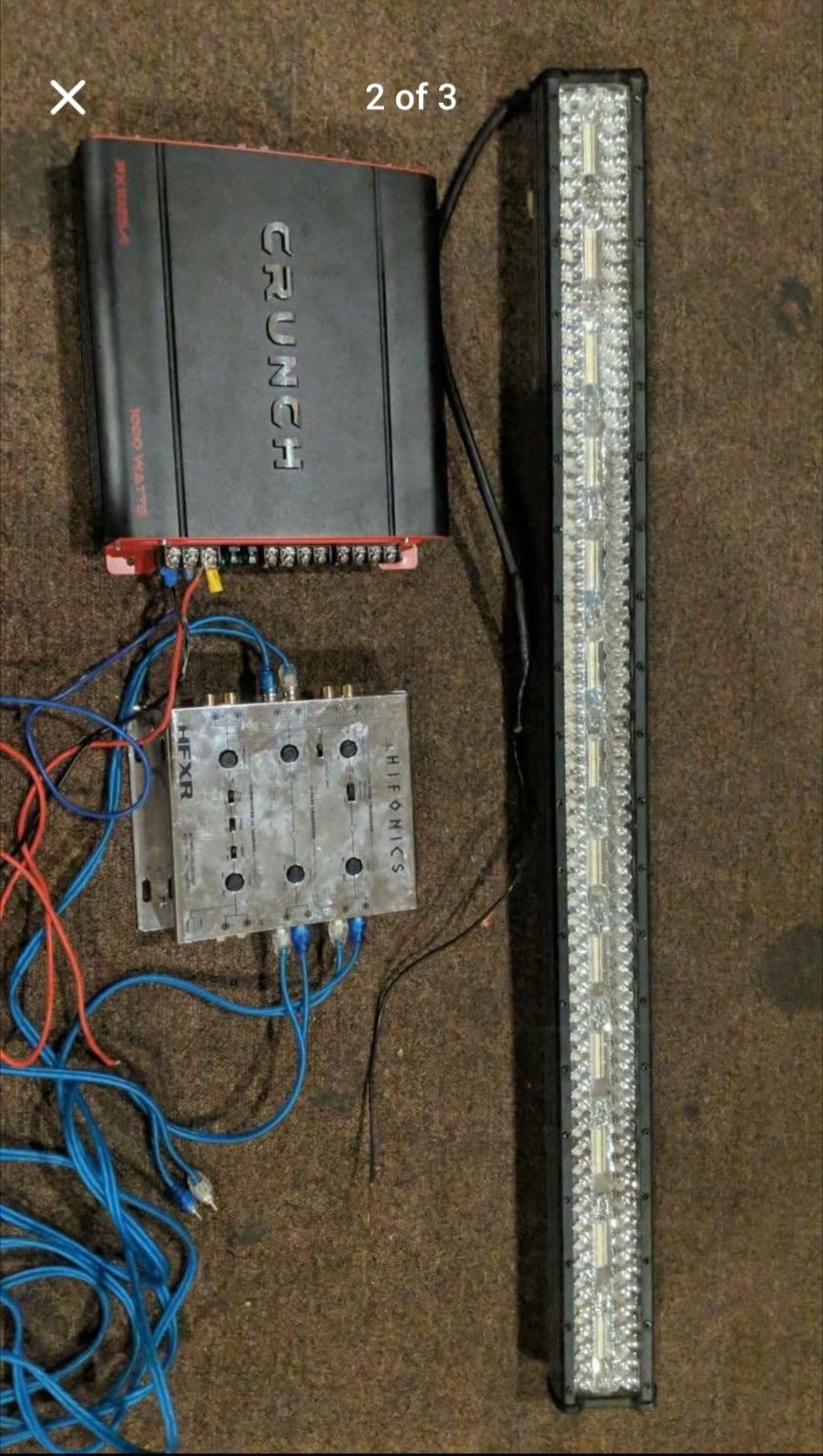 1000 Watt Amp 2/3 Way Crossover And A Led Light