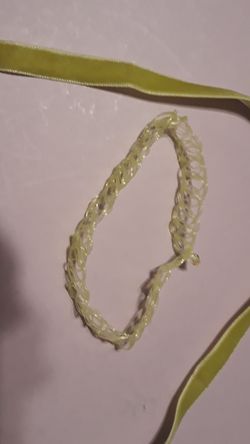 2 chokers