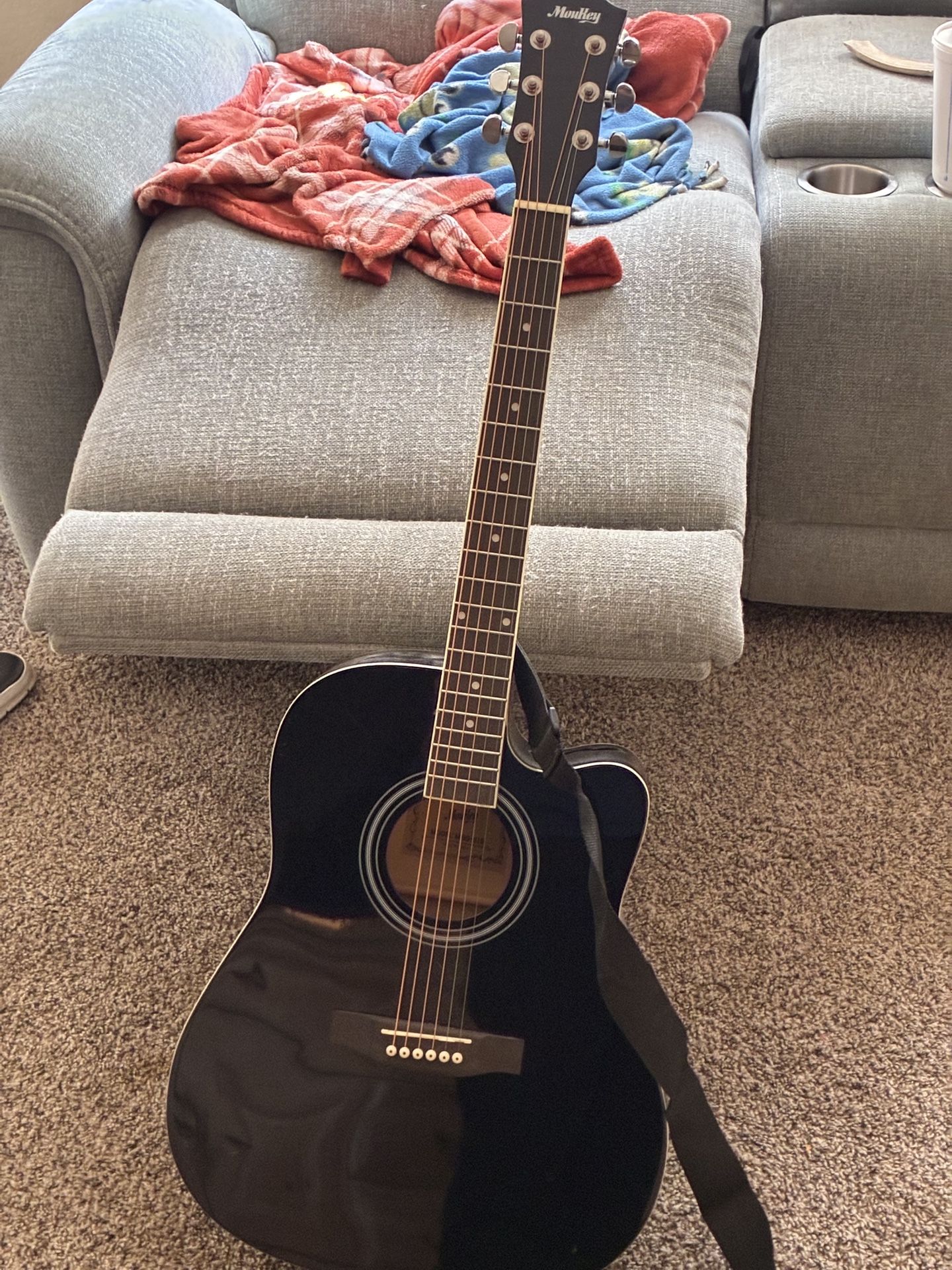 Moukey Acoustic Guitar With Strap