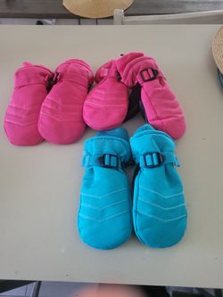 Snow Gloves Size 4-7