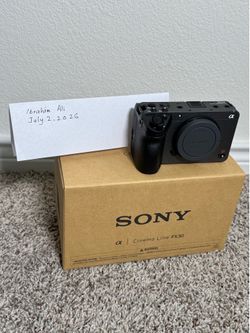 Brand New Sony FX30B Cinema Camera – Full Warranty