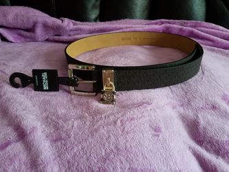 Micheal women belt.