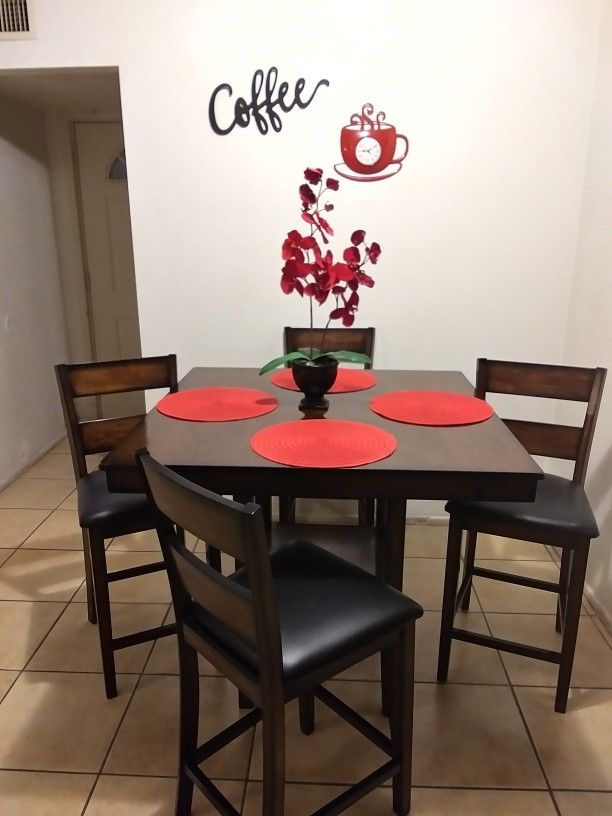 ❤BONITO COMEDOR ALTO DE 4 SILLAS❤