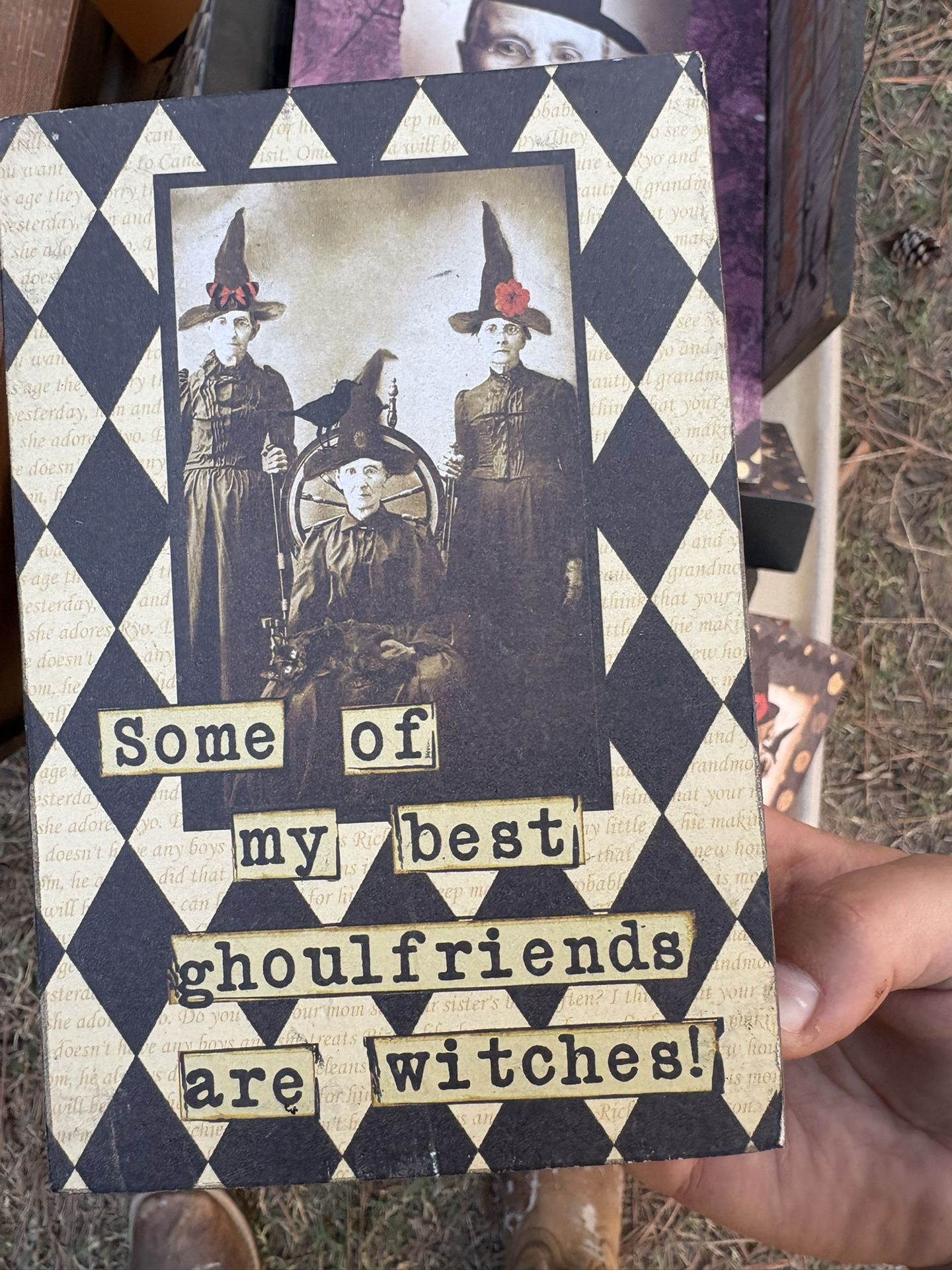 Variable Halloween Decor/Signs