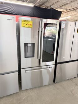 Samsung French Door Refrigerator with InstaView