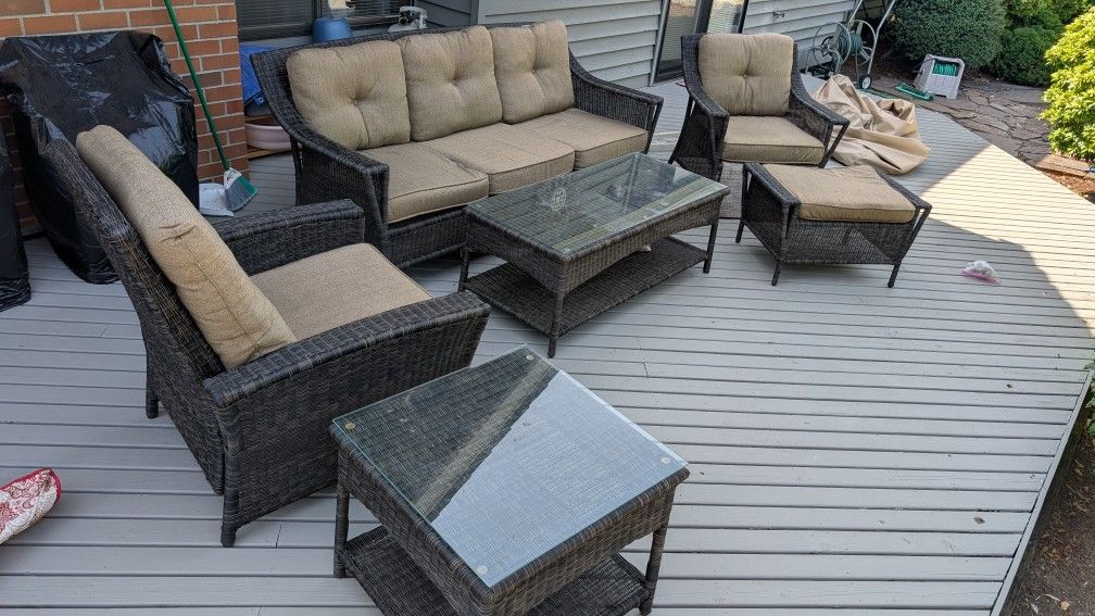 Patio Furniture Set