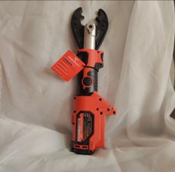 Milwaukee M18 FORCELOGIC cable cutter