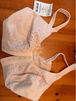 Mastectomy Bras 36D w pocket cups