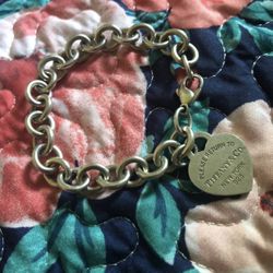 Authentic 7.5 inch Tiffany & Co Sterling silver bracelet