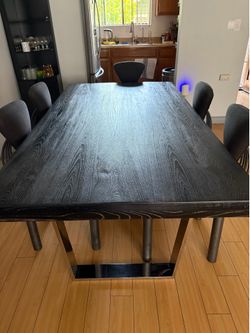 Dinning table