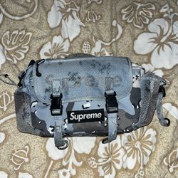 Supreme Waist Bag (SS20) - Blue Chocolate Chip Camo