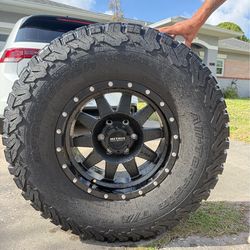 Method 301 Matte Black Wheels + BFGoodrich KO2 Tires