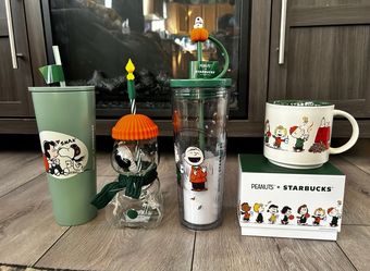 Starbucks x Peanuts Snoopy set