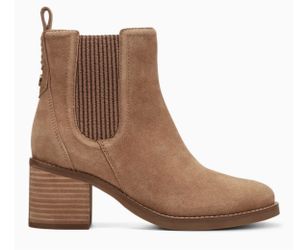 Earth Cassi Ankle Booties size 9.5