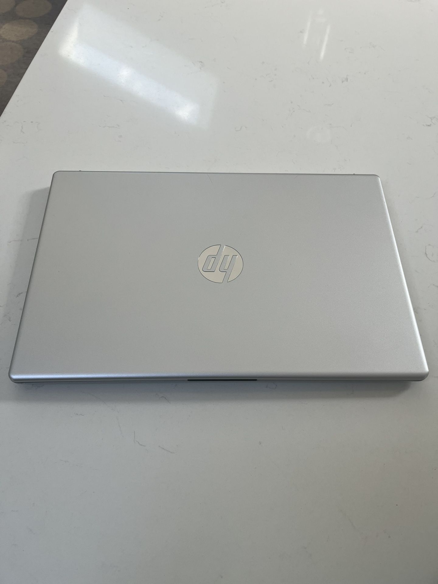 HP 15.6 In Touchscreen Laptop