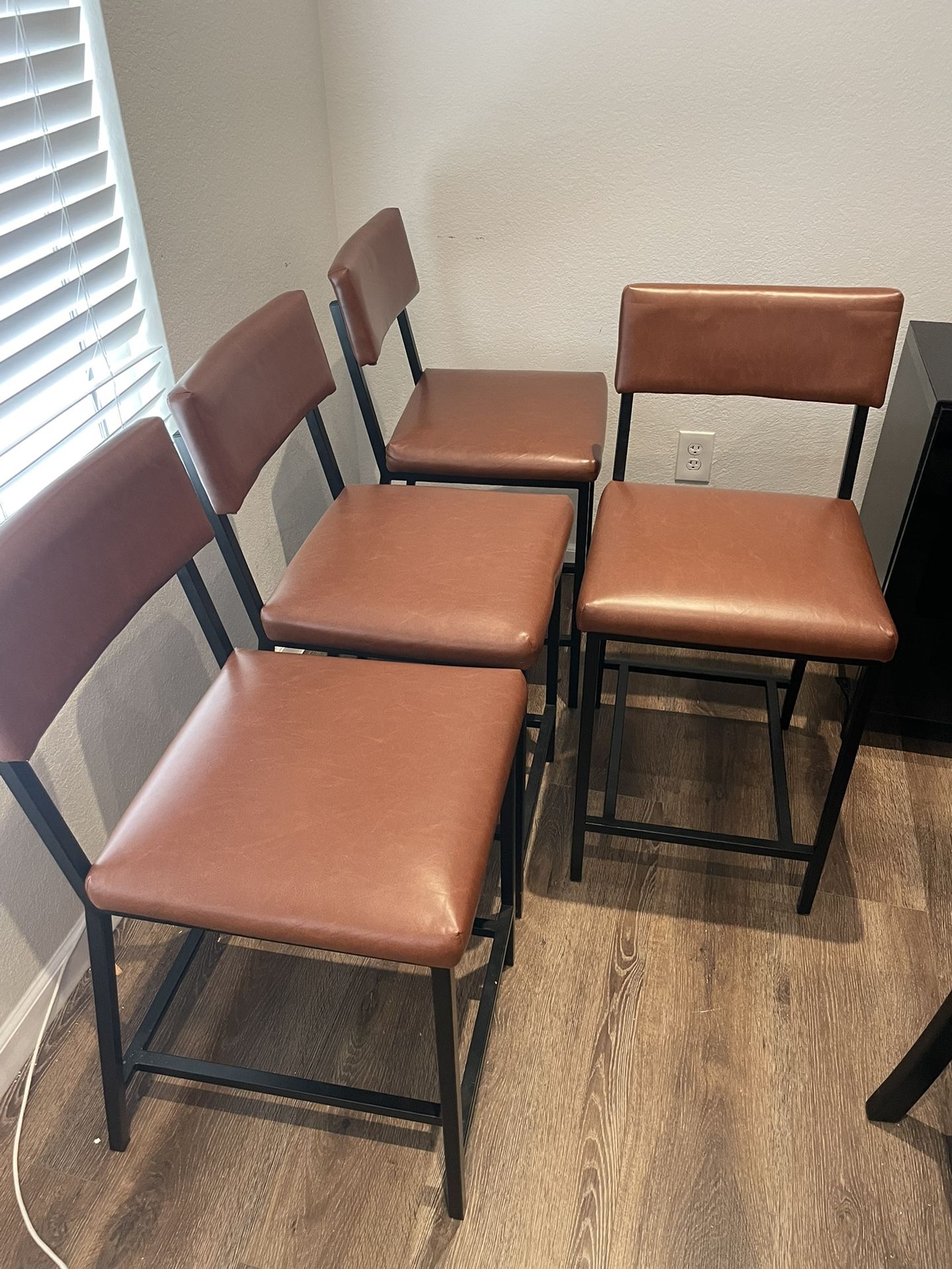 Tommy Hilfiger Counter Height Chairs (set of 4) for Sale in Oceanside