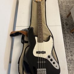Squier Fendi Bass