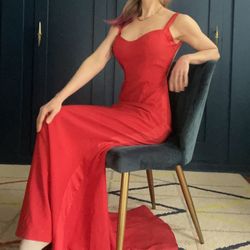 Bombshell Red Gown / Size 2
