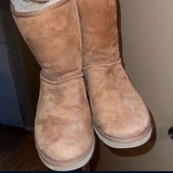 Uggs Size 9