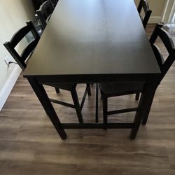 Tall dinning Table 