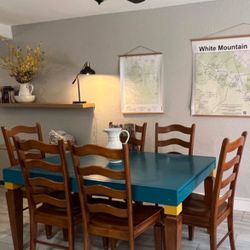 Beautiful Wooden Dinning Table 