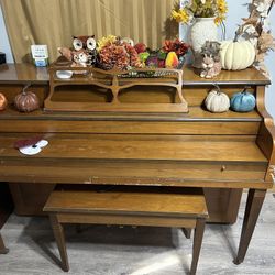 Grand Piano 1911 Betsy Lynn