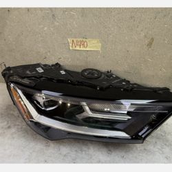 2023 Audi Q7 Right Side Headlight
