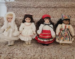 Collection of Vintage Heritage Dolls
