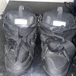 Black Lavins