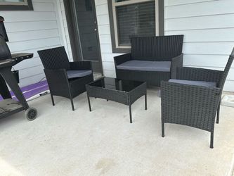 4-Piece Black Wicker Patio Furniture Set