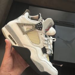 Jordan 4 Retro Cement 
