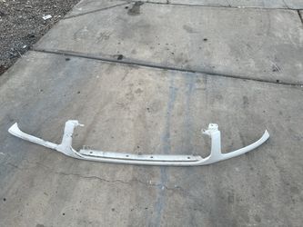 Front Bumper Filler For 2004-2005 Toyota RAV4 Painted Black Steel