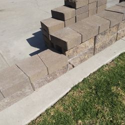 Planter Blocks And Caps New