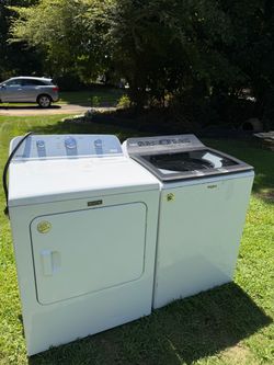 Electric Whirlpool Washer and Maytag Dryer Set