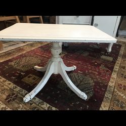  Little Shabby Chic Table 