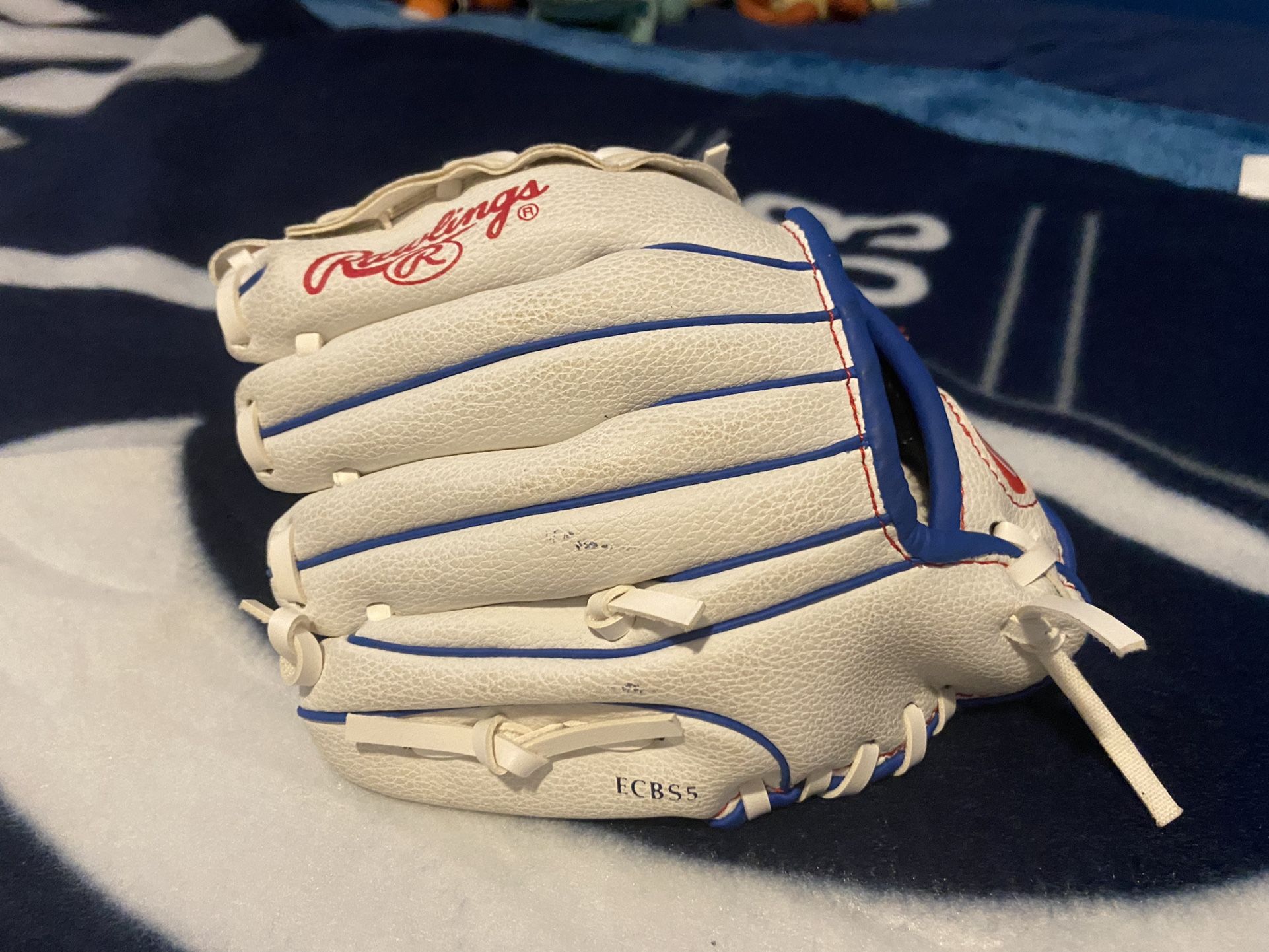 Rawlings Glove And Bat For Kids Size 9 Glove And 25” Bat