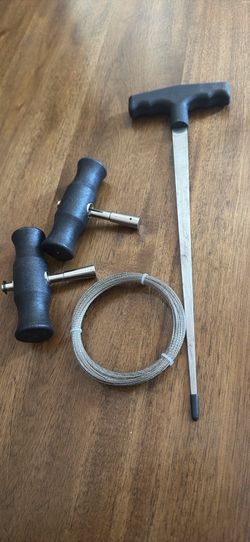 Windshield removal tool