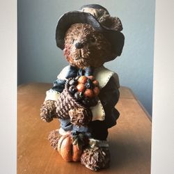 Harvest Bear Figurine