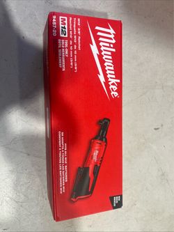 Milwaukee M12 3/8 in Drive Ratchet 2457-20 Compact Metal Red/Black