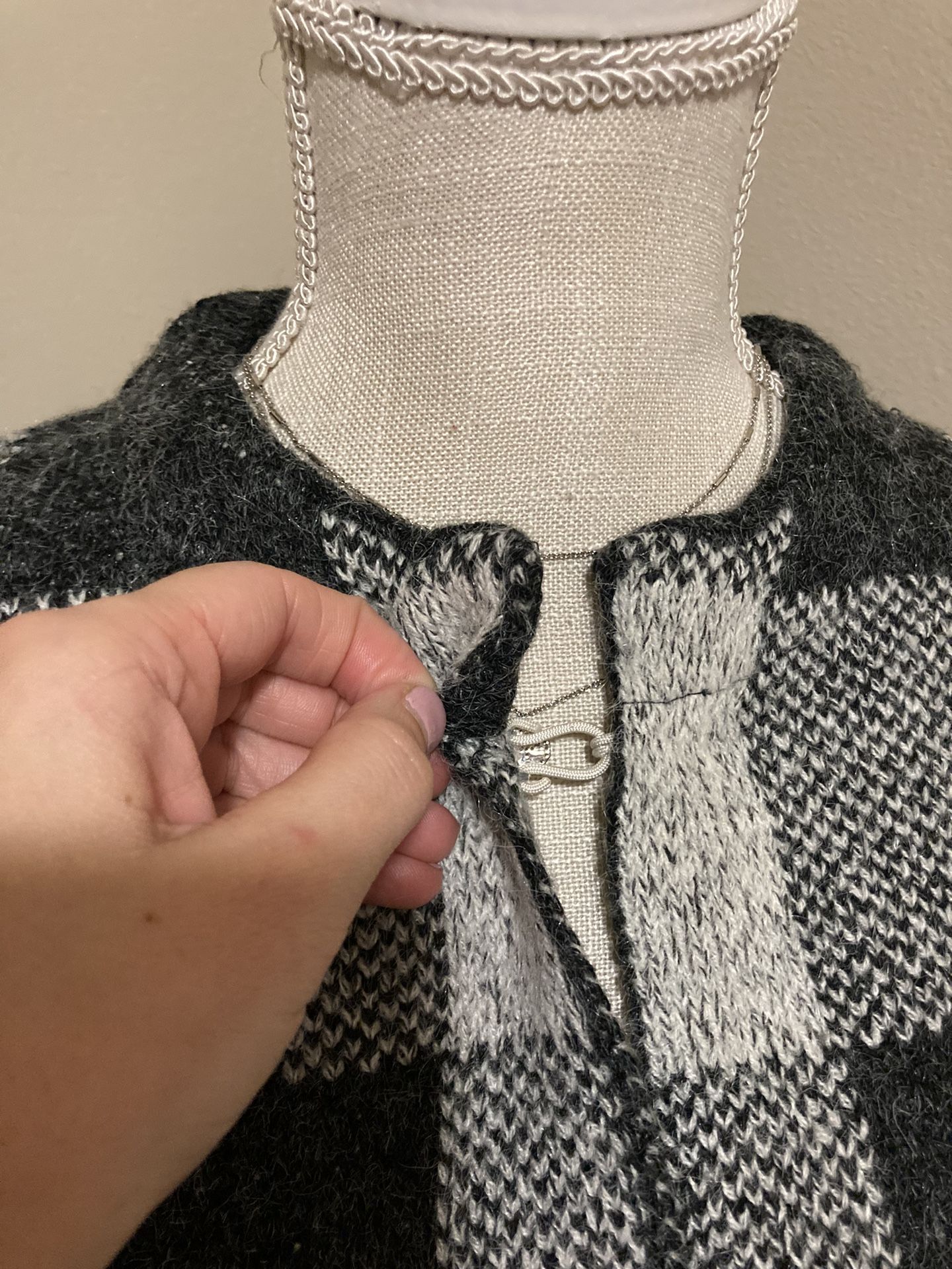 YAIRA cardigan. Size-M.