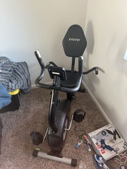 XVGVSV W239 Recumbent Exercise Bike – Magnetic Resistance, LCD Display, 400 lb Capacity