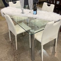 DINING SET