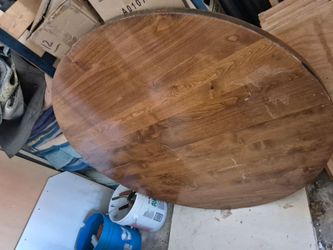 Dining table with 5-matching chairs