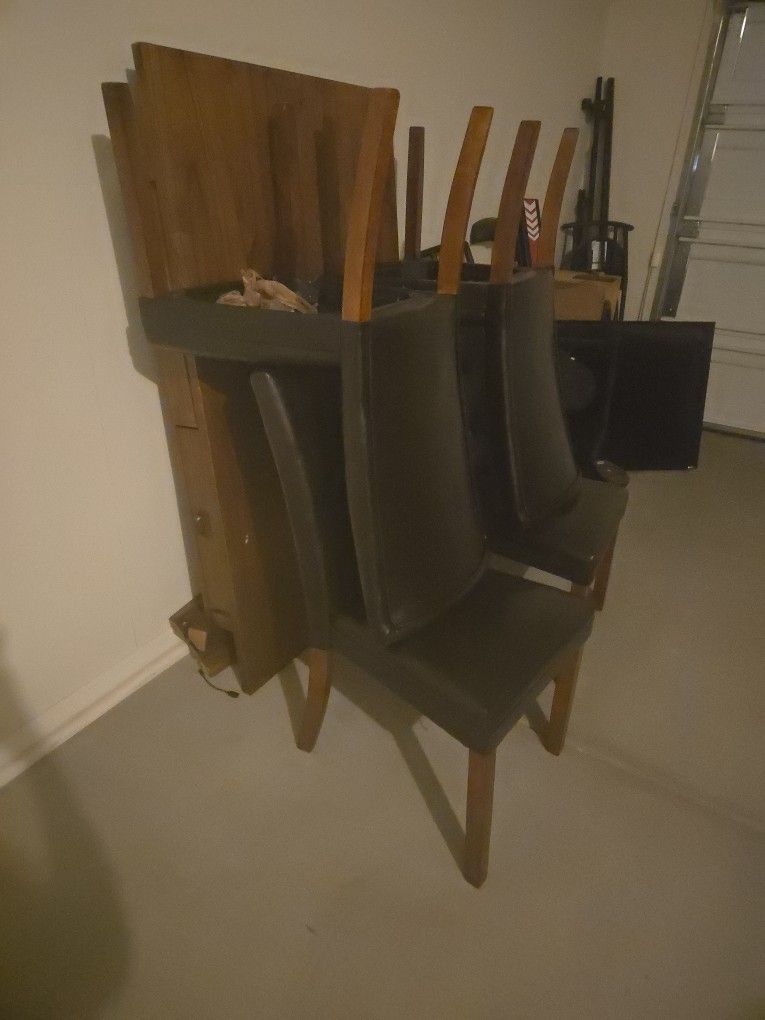 Table And Chairs Rowing Machine