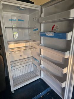 Upright Freezer 20 cu ft