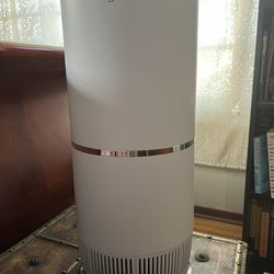 Brand New Air Purifier  In Box Hunter HP670 True HEPA Digital Tall Tower Air Purifier