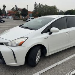 2015toyota Prius V