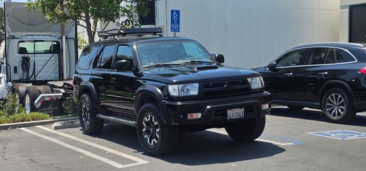 Toyota 4runner 2000 sr5