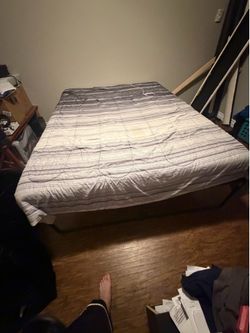 Queen bed and frame /55 inch tv